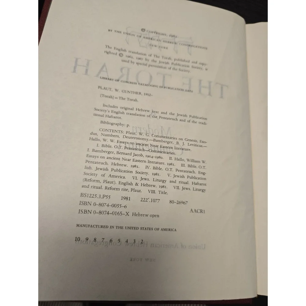 The Torah: A Modern Commentary Gunther Plaut English and Hebrew Edition 1981